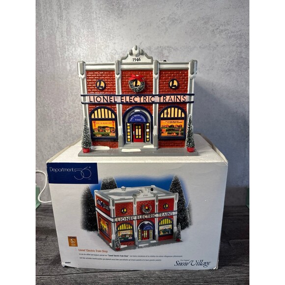 Dept 56 Lionel Electric Train Shop - Picture 1 of 8